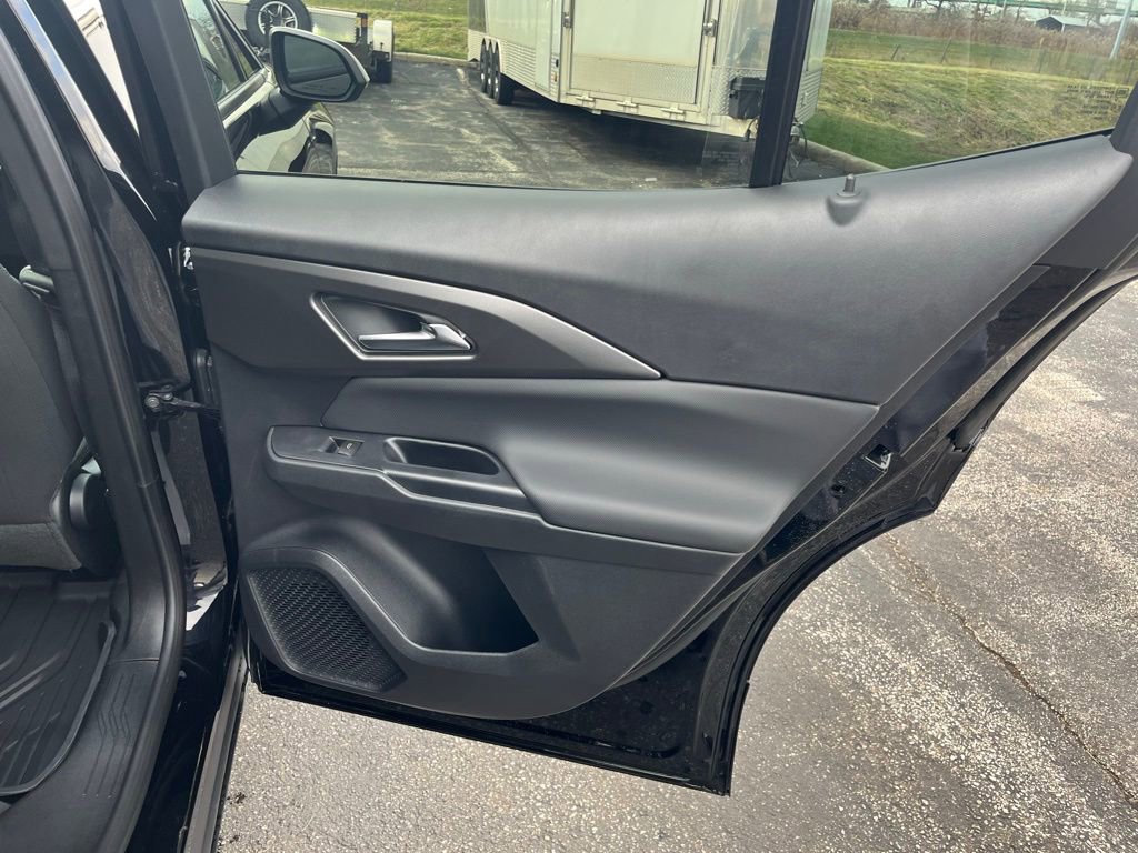 New 2026 Chevrolet Equinox EV LT w/ Comfort Package image 27