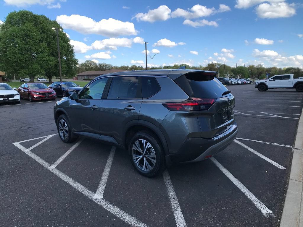 Used 2023 Nissan Rogue SV AWD/4WD image 11