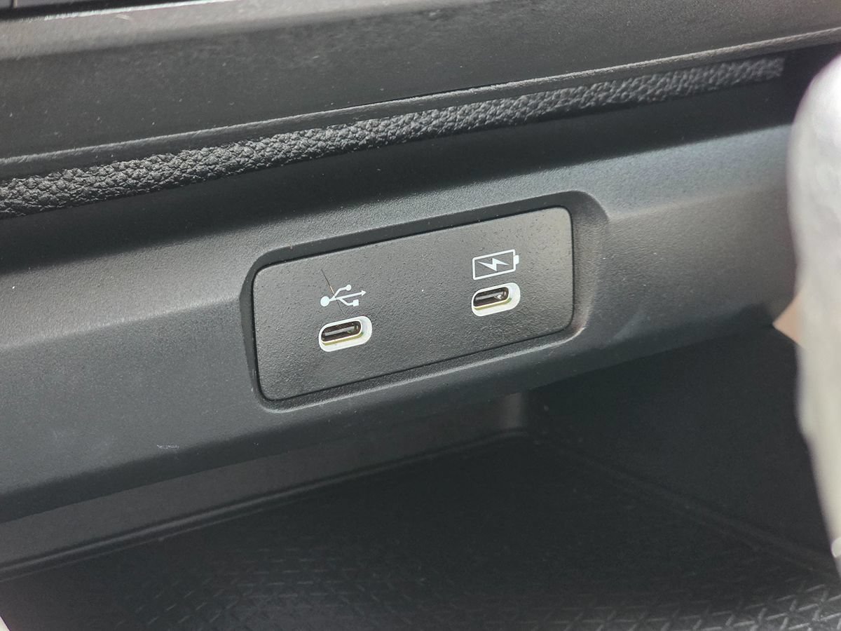 Used 2023 Honda Accord LX image 39