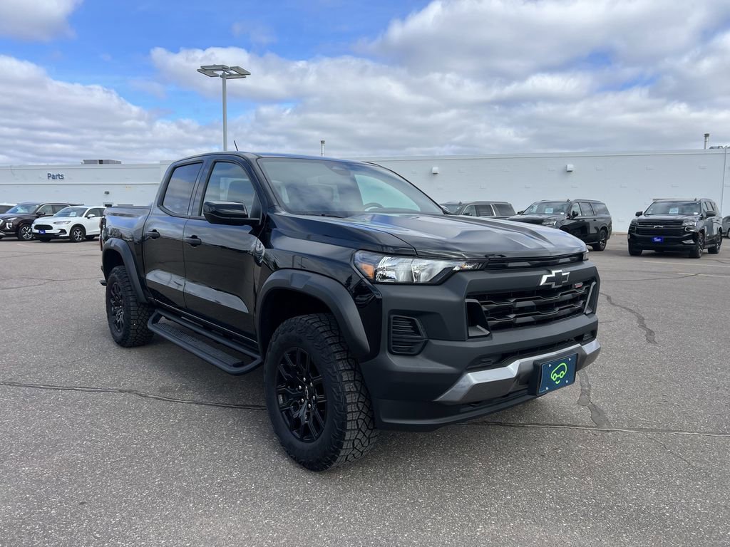Used 2024 Chevrolet Colorado Trail Boss w/ Advanced Trailering Package image 3