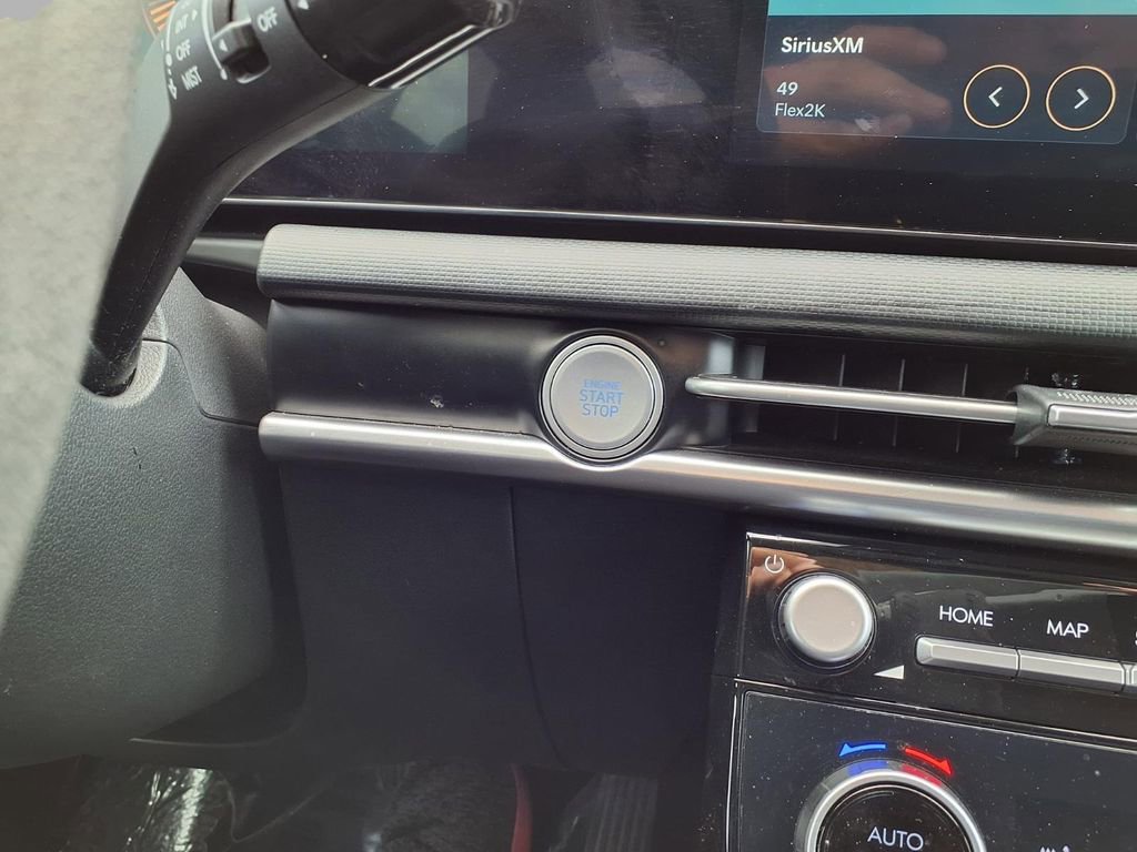 Used 2025 Hyundai Tucson SEL image 8