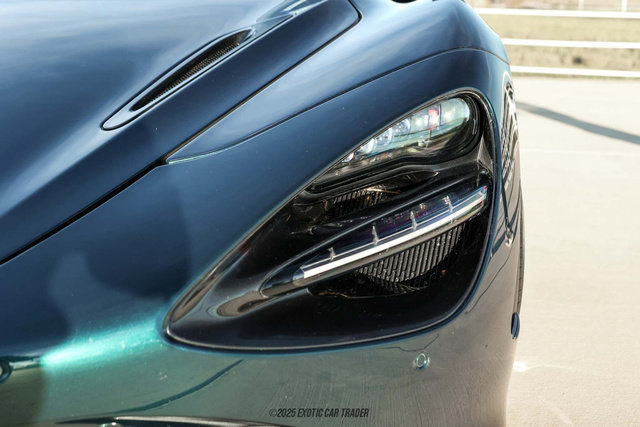 Used 2022 McLaren 720S Spider image 69