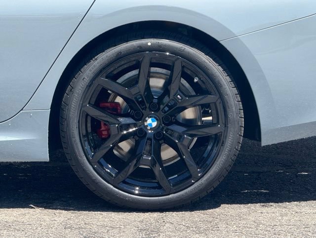 New 2026 BMW 330i xDrive Sedan w/ M Sport Package AWD/4WD image 3