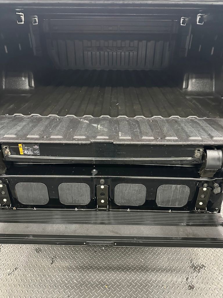 Used 2020 GMC Sierra 1500 Denali w/ Driver Alert Package II image 34