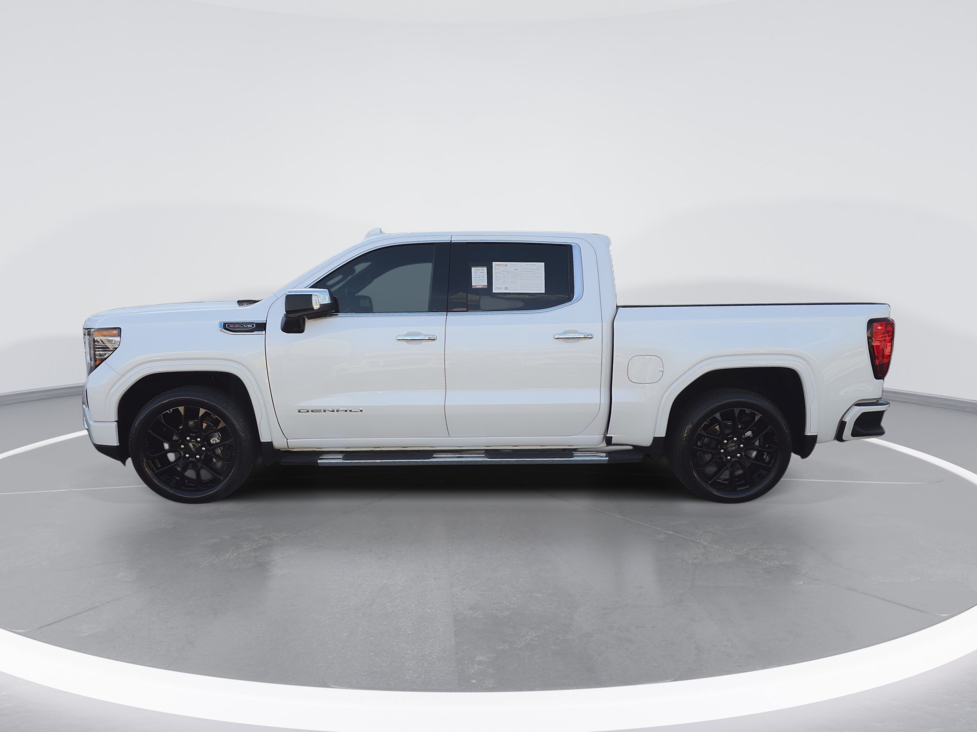 Used 2025 GMC Sierra 1500 Denali w/ Technology Package AWD/4WD image 6