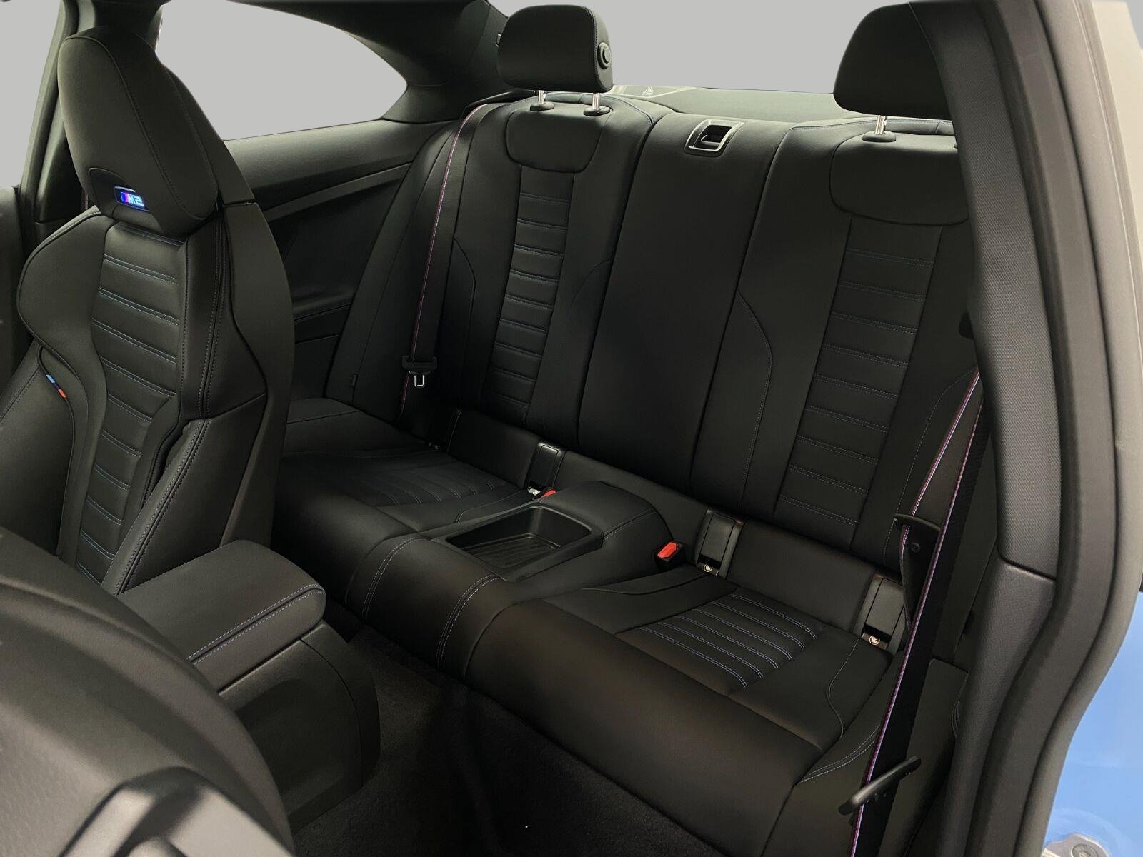 New 2026 BMW M2 w/ Lighting Package RWD image 27