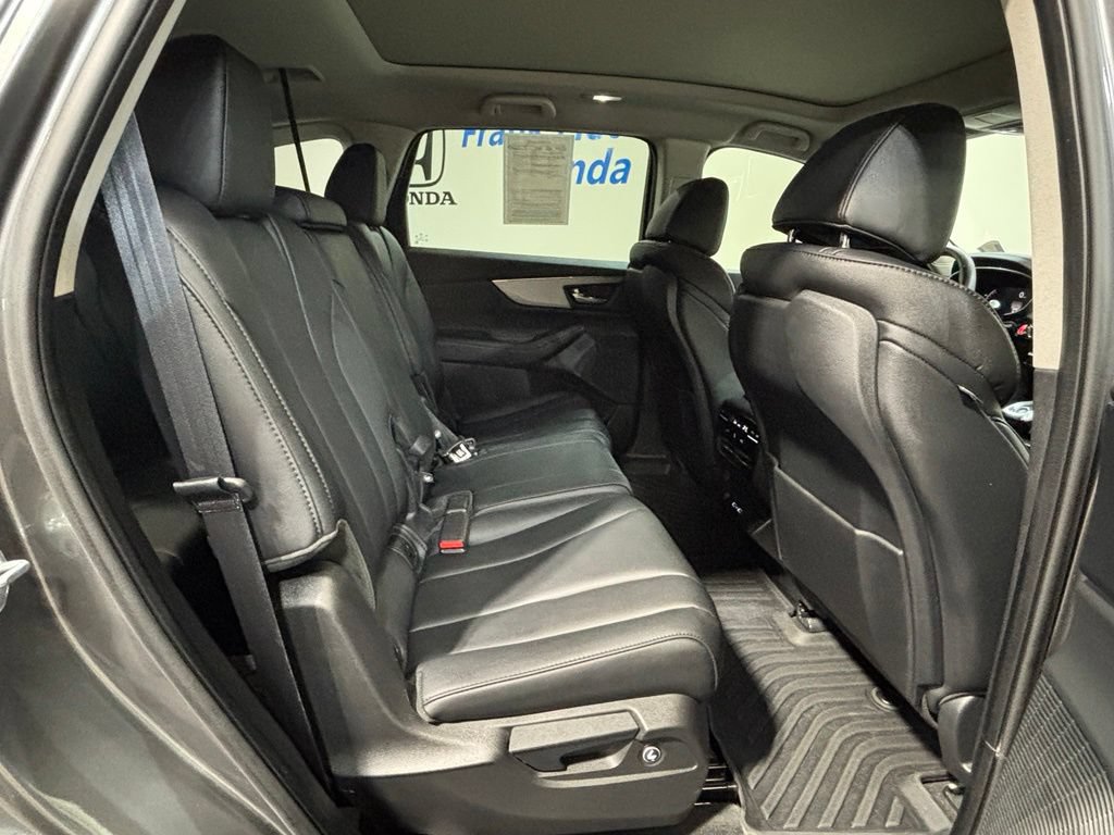 Used 2024 Acura MDX SH-AWD image 34