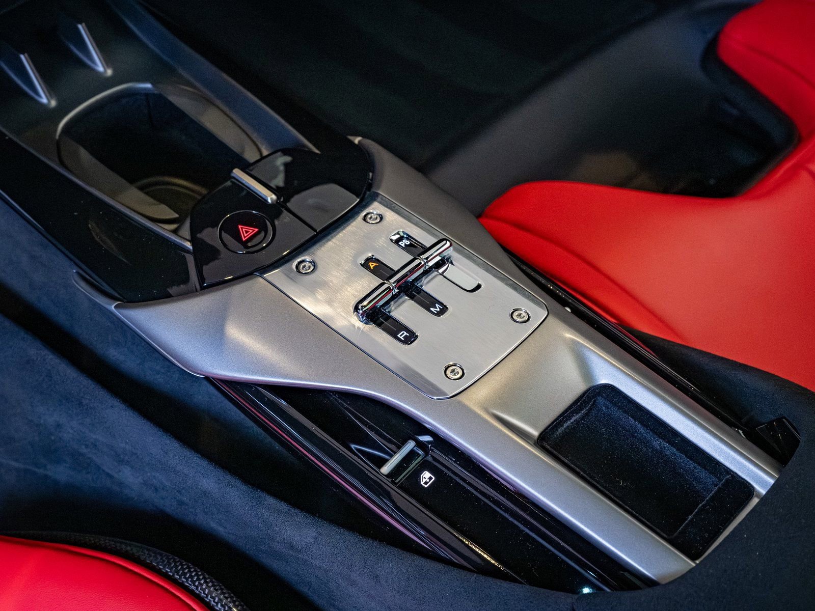 Certified 2025 Ferrari 12Cilindri image 15