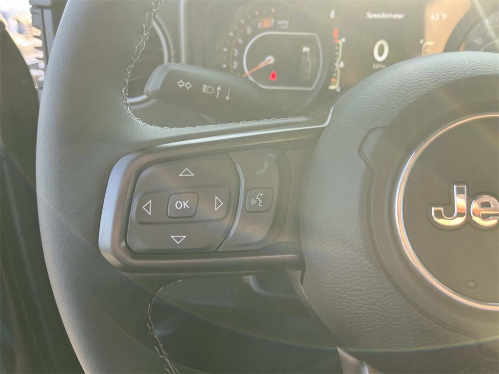 New 2025 Jeep Wrangler Unlimited Rubicon image 19