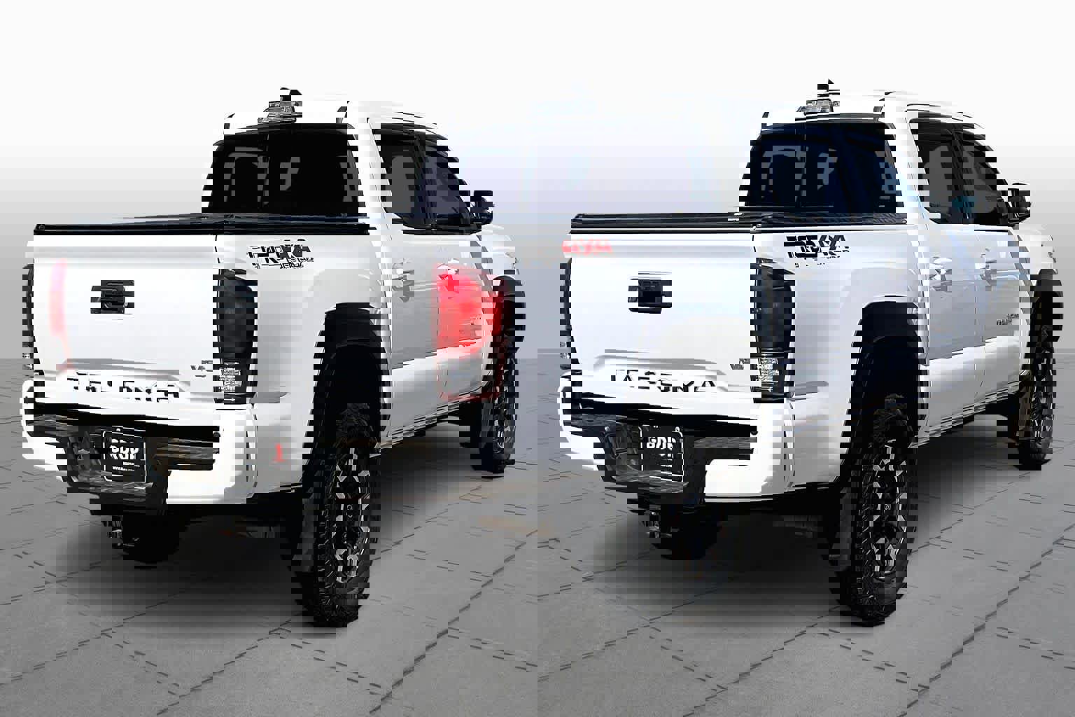 Used 2019 Toyota Tacoma TRD Off-Road image 12