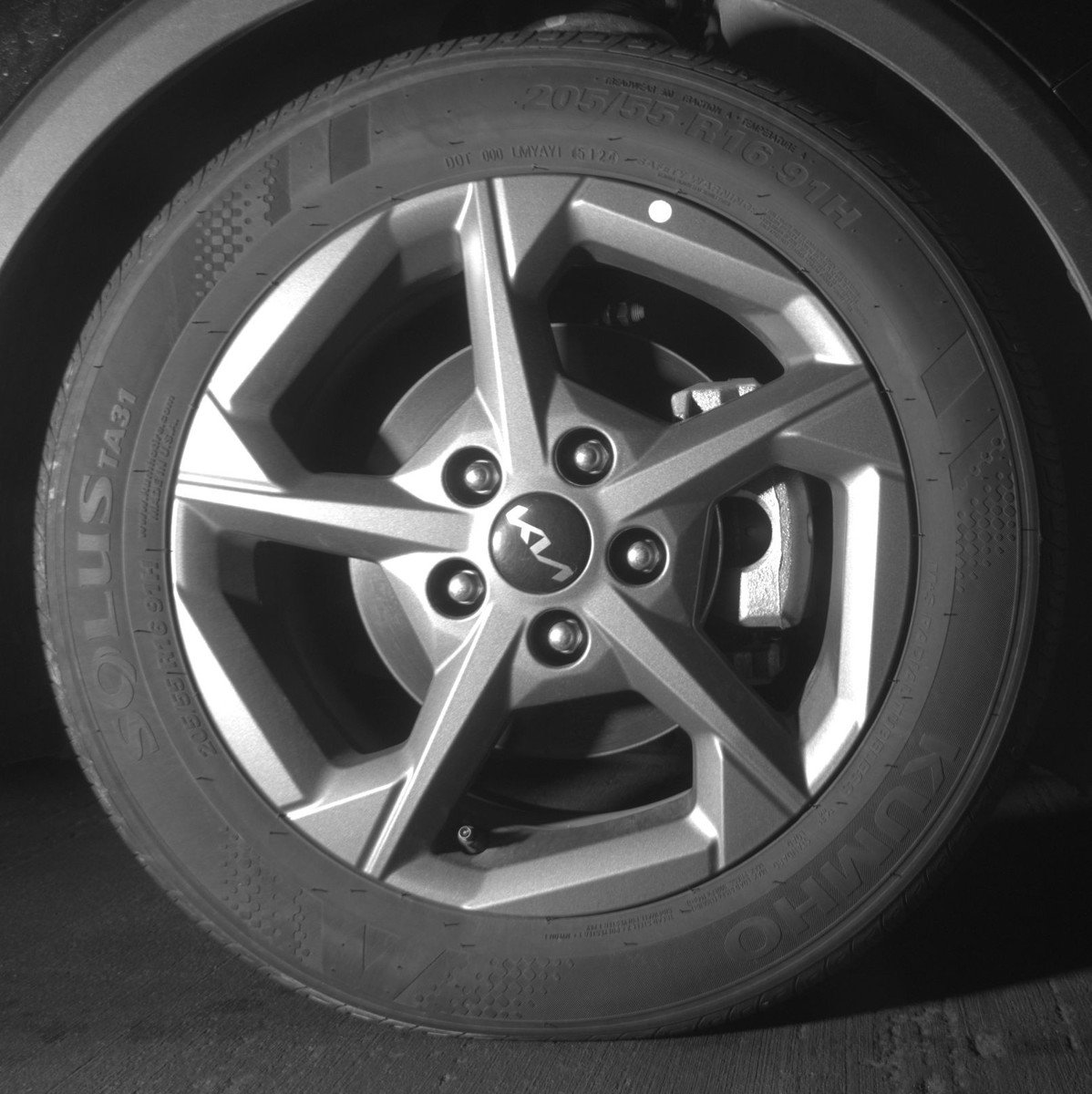 Used 2025 Kia K4 LXS image 13