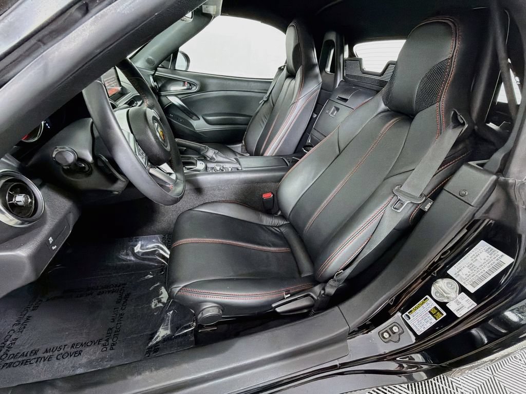 Used 2019 FIAT 124 Spider Abarth w/ Convenience Group RWD image 21