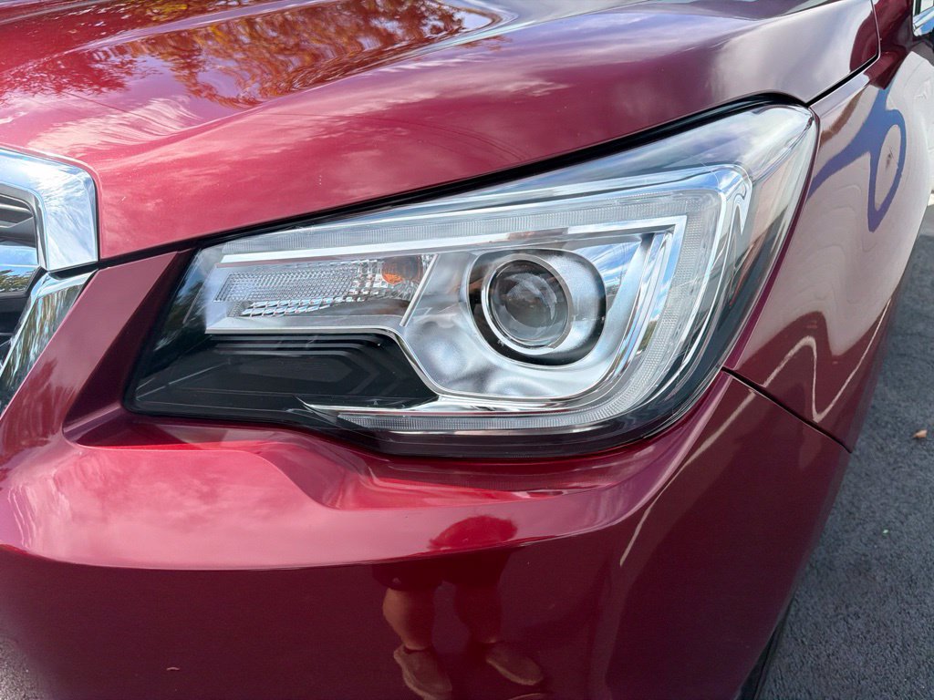 Used 2018 Subaru Forester 2.5i Limited AWD/4WD image 9