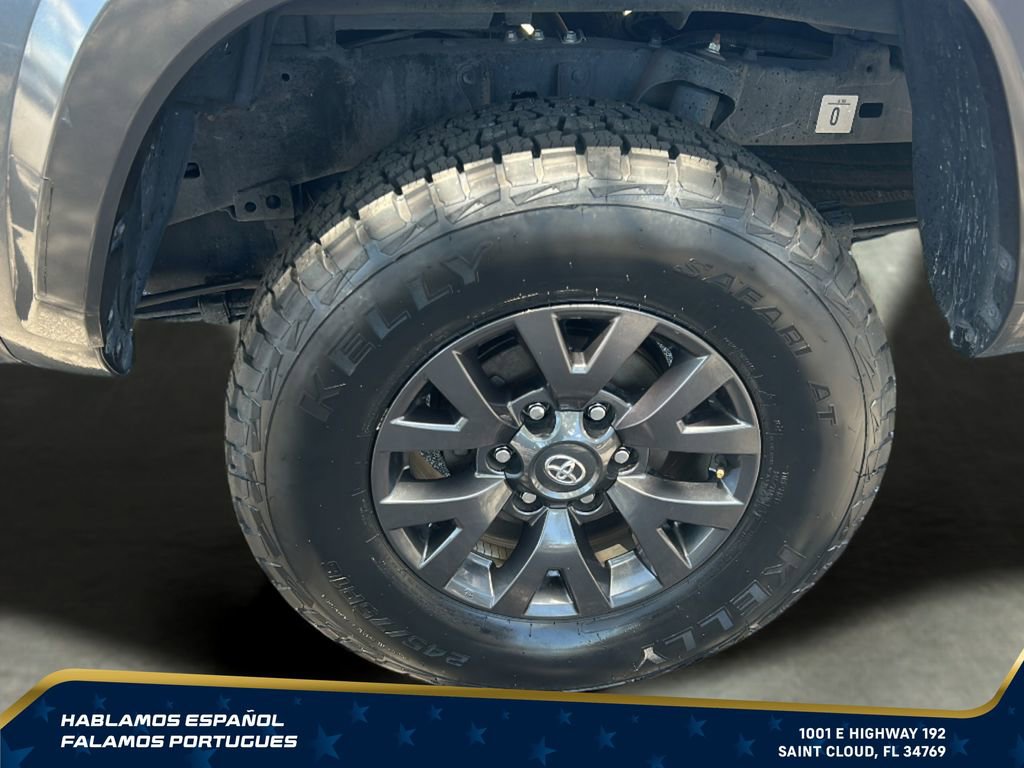 Used 2022 Toyota Tacoma SR5 RWD image 38