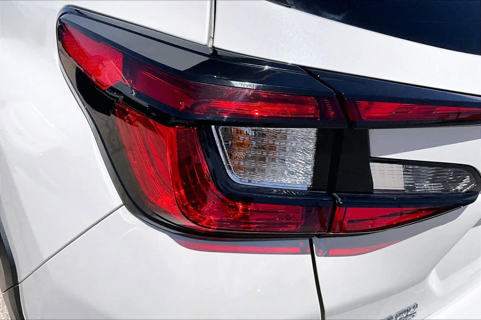 Used 2024 Subaru Crosstrek 2.0i Premium w/ Crosstrek Mirror Package AWD/4WD image 27