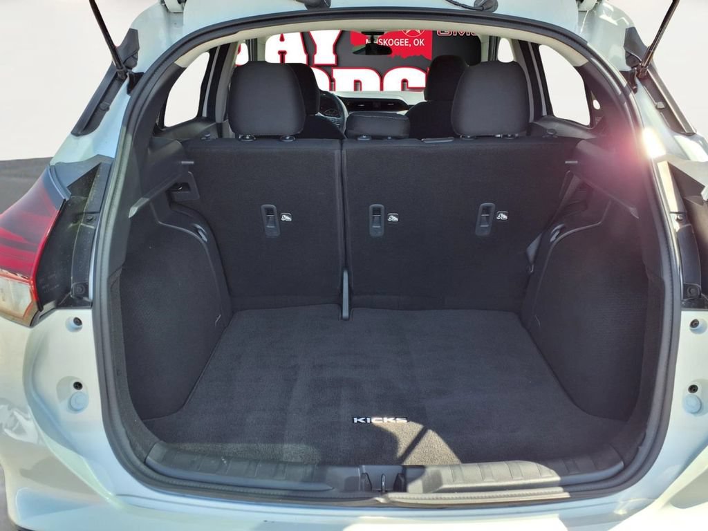 Used 2024 Nissan Kicks SV FWD image 22
