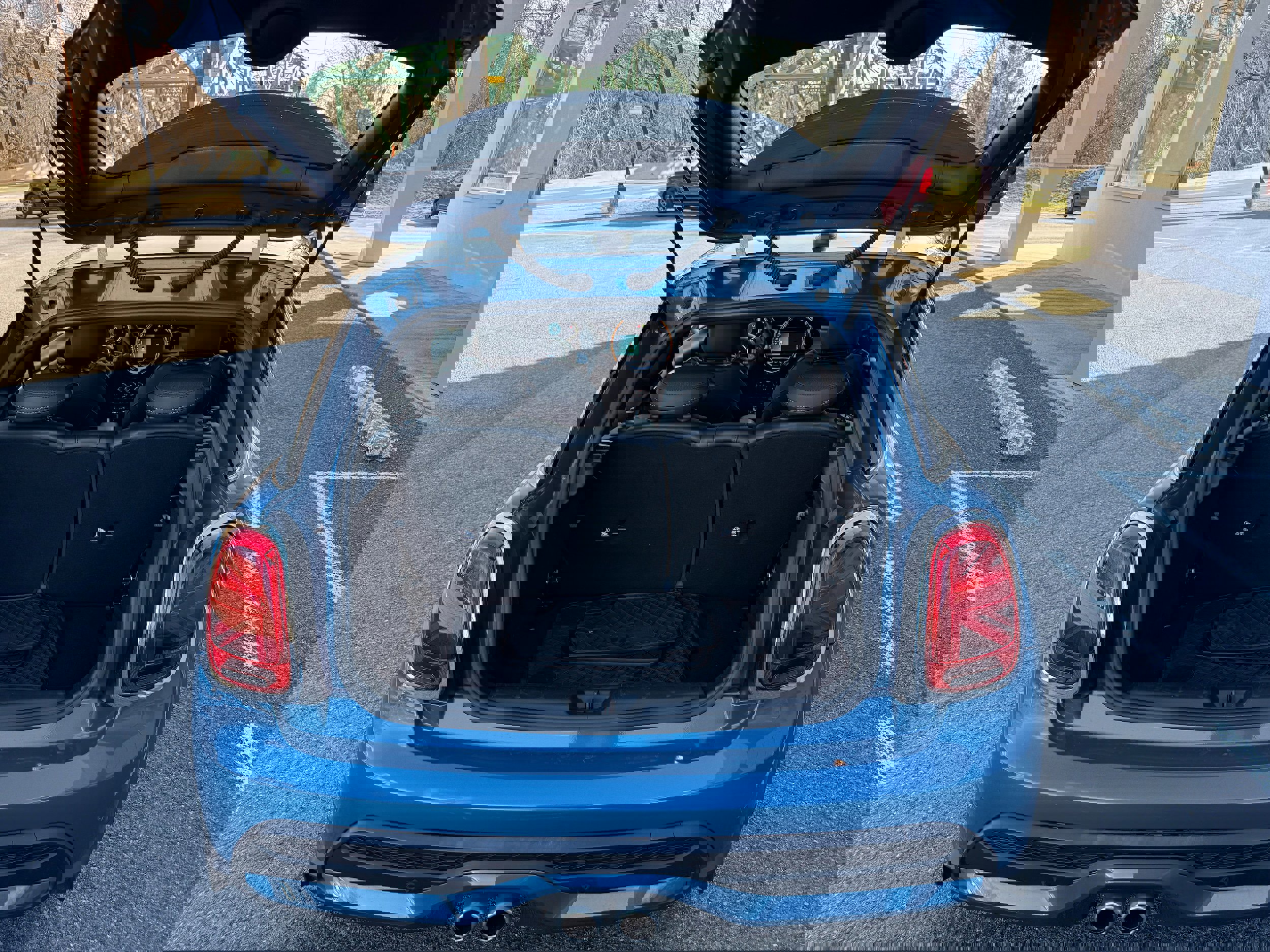 Used 2022 MINI Cooper S image 10