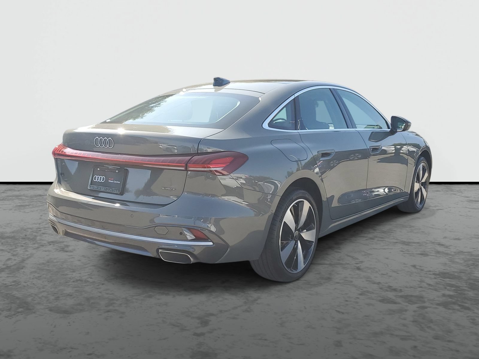 Used 2025 Audi A5 Premium Plus w/ Premium Plus AWD/4WD image 4