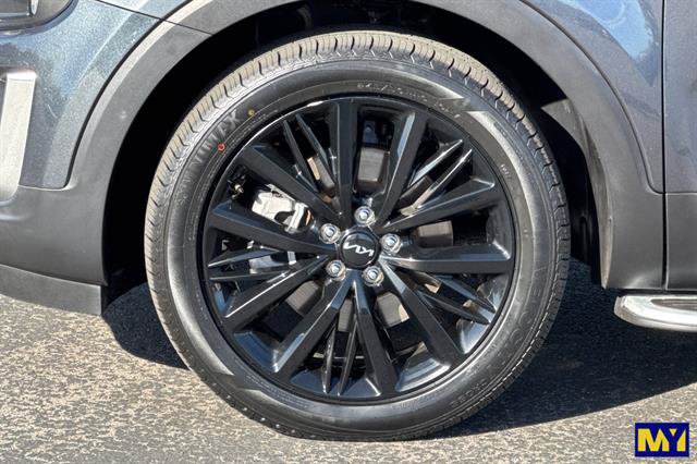 Used 2022 Kia Telluride SX w/ SX Prestige Package image 35