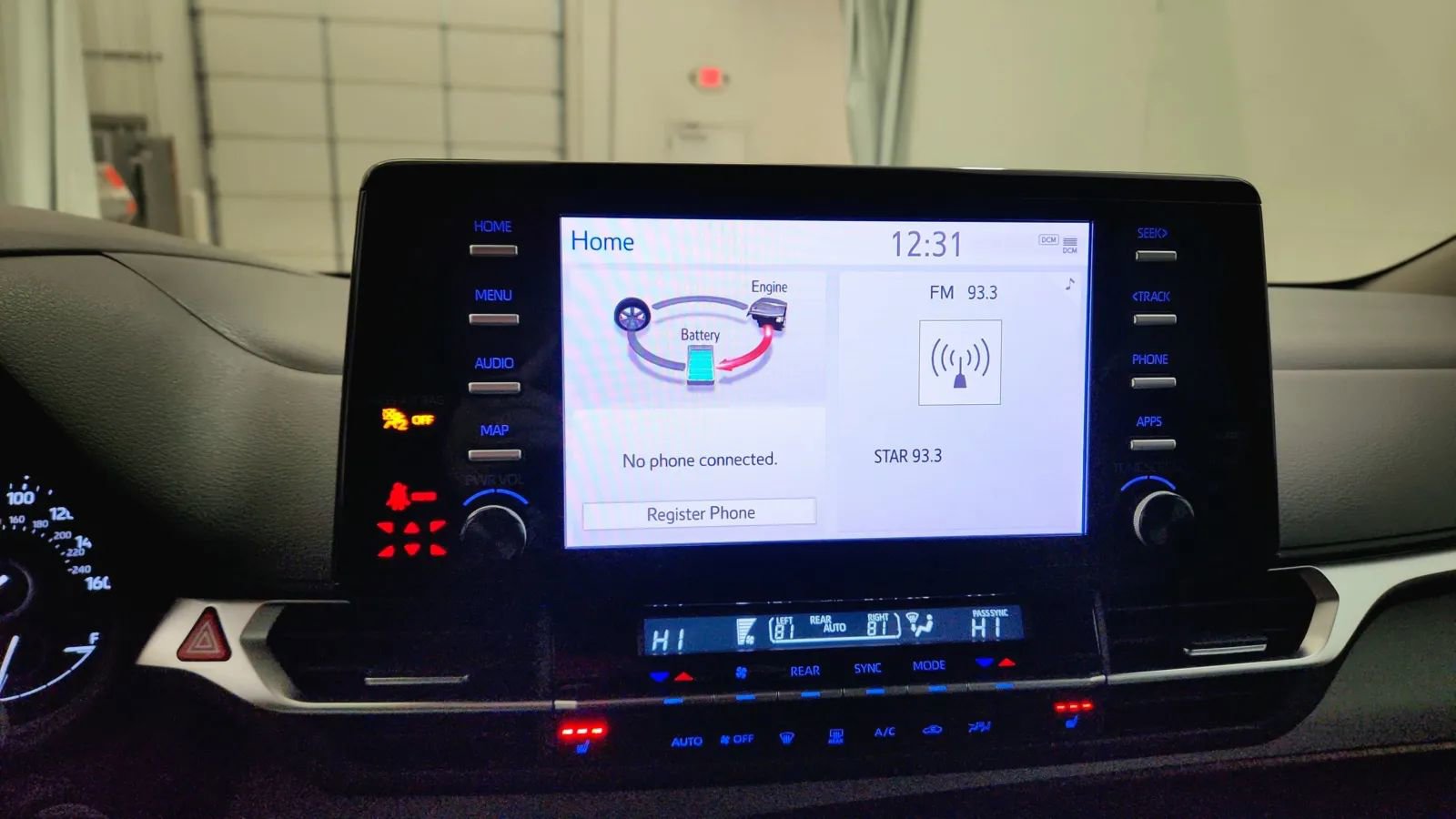 Used 2024 Toyota Sienna XLE image 36