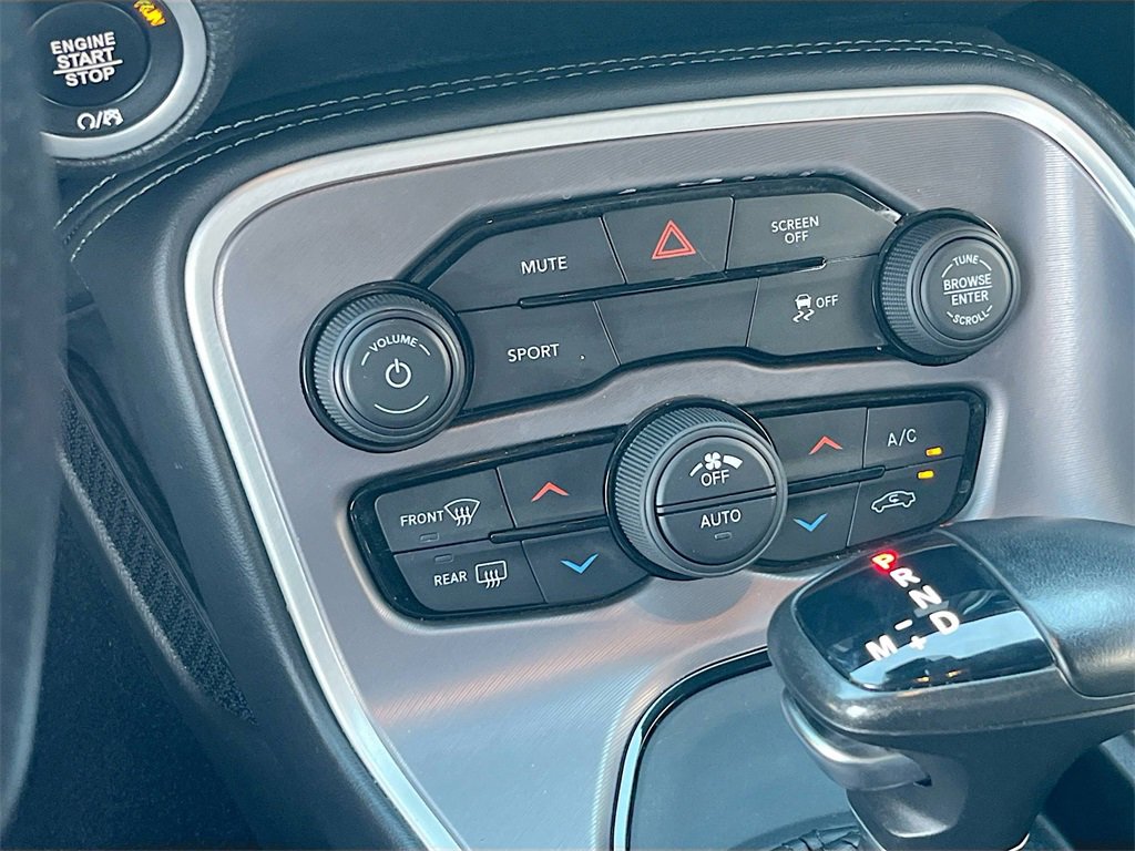 Used 2022 Dodge Challenger SXT w/ Blacktop Package image 15