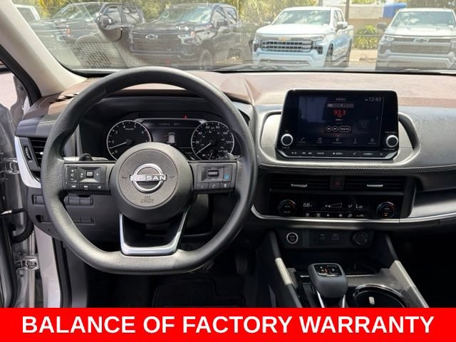 Used 2023 Nissan Rogue SV FWD image 17