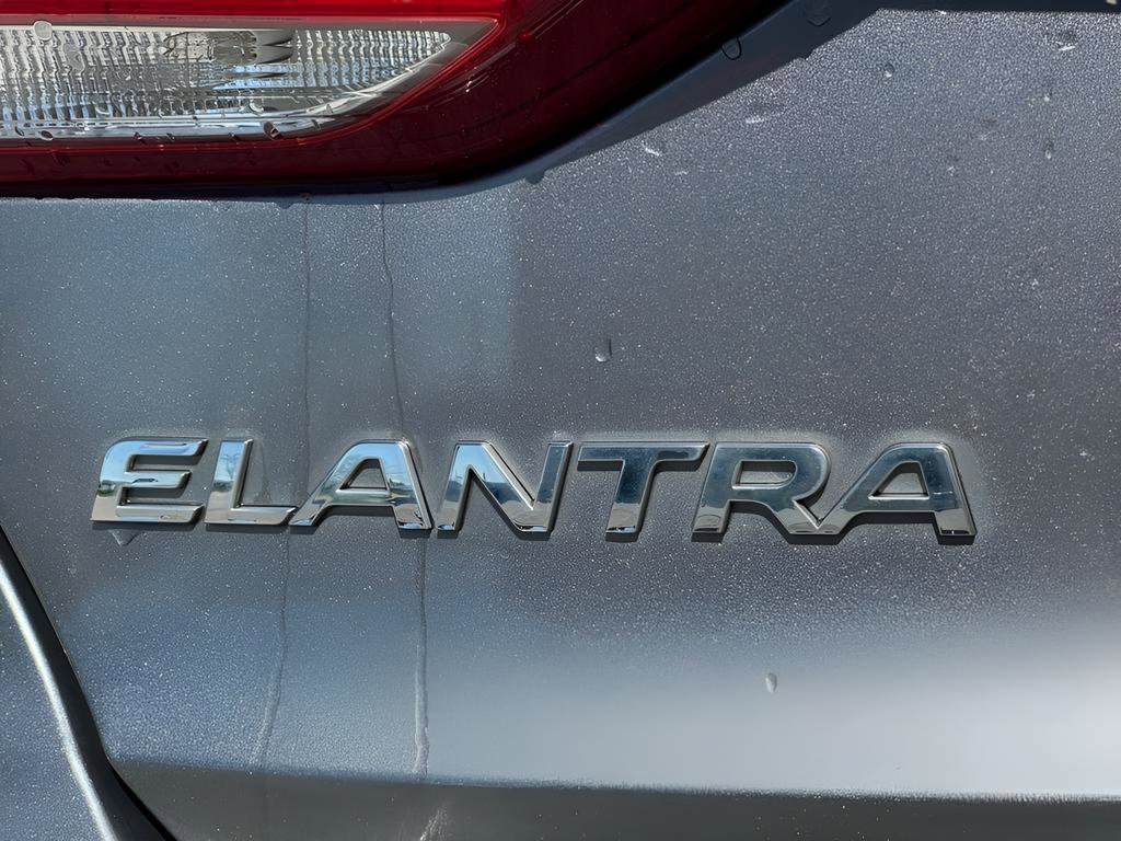 Used 2018 Hyundai Elantra SEL image 10