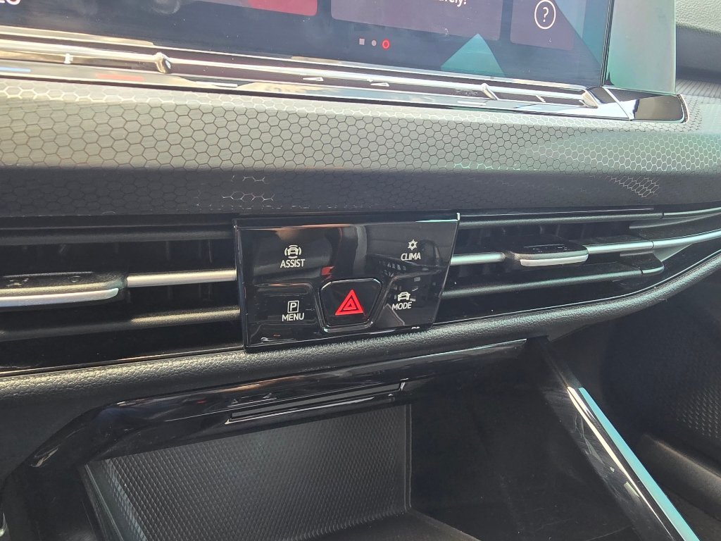Used 2024 Volkswagen GTI SE FWD image 25