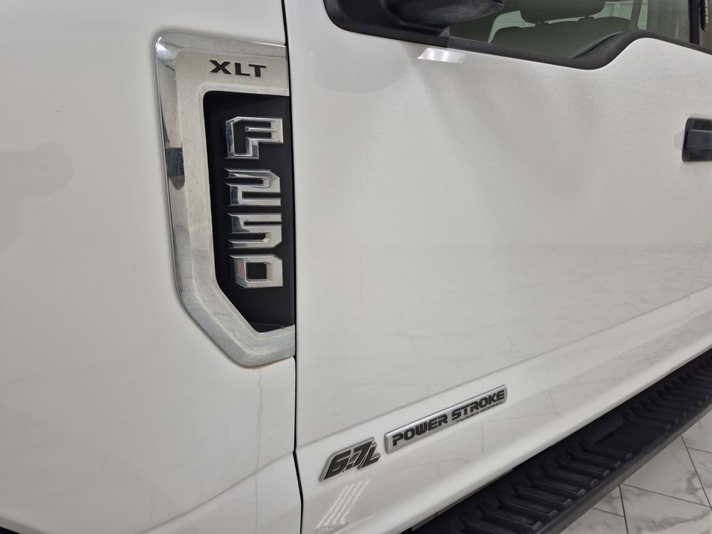Used 2018 Ford F250 XLT w/ Snow Plow Prep Package image 33