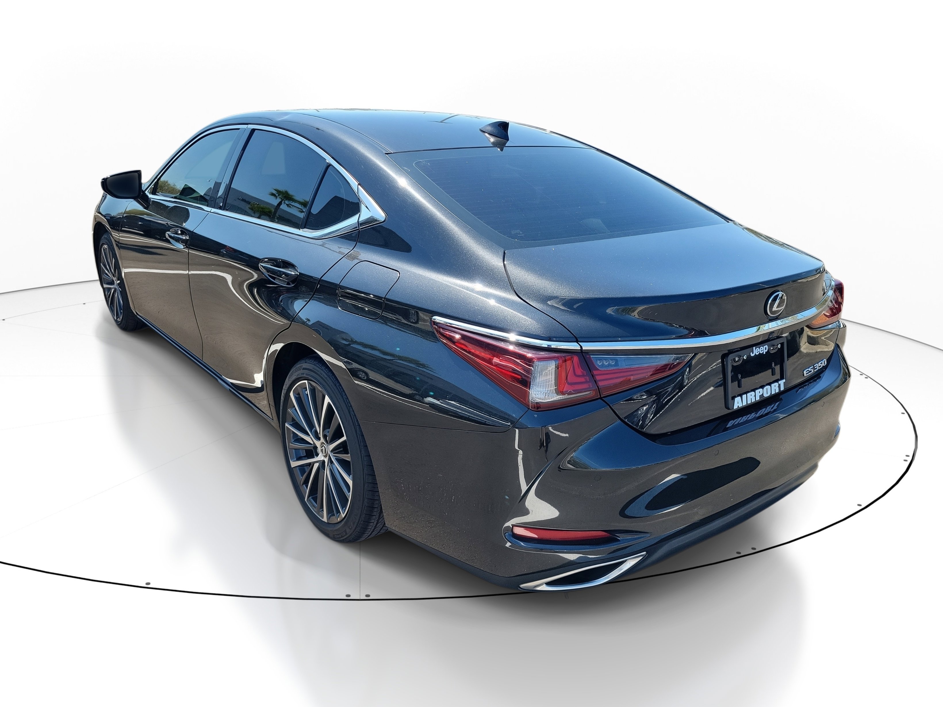 Used 2022 Lexus ES 350 w/ Premium Package image 4