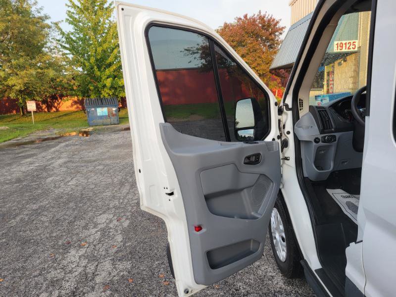 Used 2018 Ford Transit 350 XLT RWD image 48