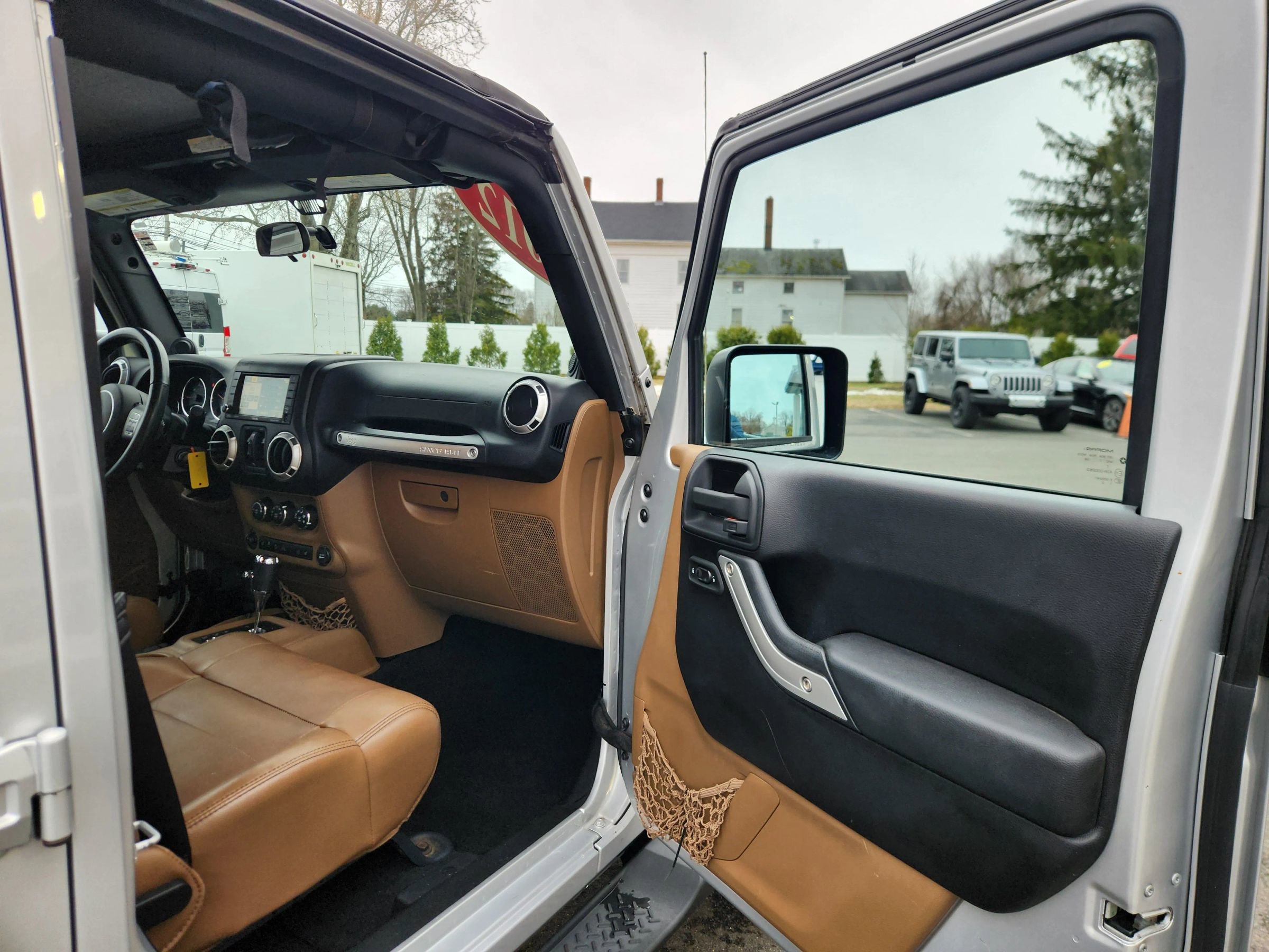 Used 2012 Jeep Wrangler Unlimited Sahara w/ Dual Top Group image 42