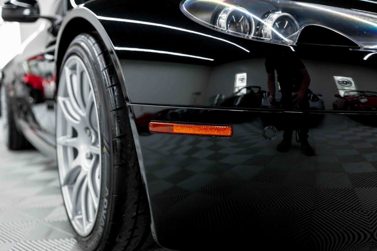 Used 2011 Aston Martin V8 Vantage N420 image 17