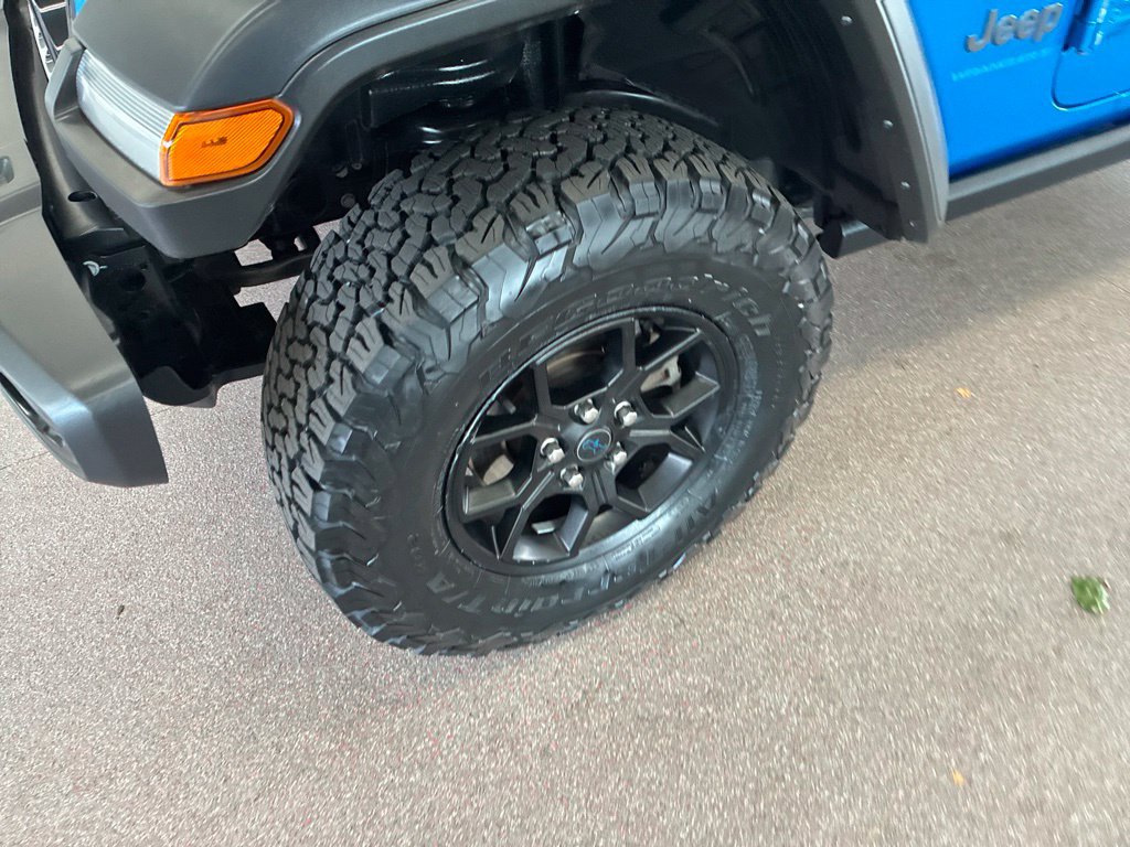 Certified 2024 Jeep Wrangler Unlimited AWD/4WD image 8