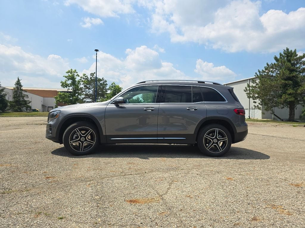 New 2026 Mercedes-Benz GLB 250 4MATIC image 13