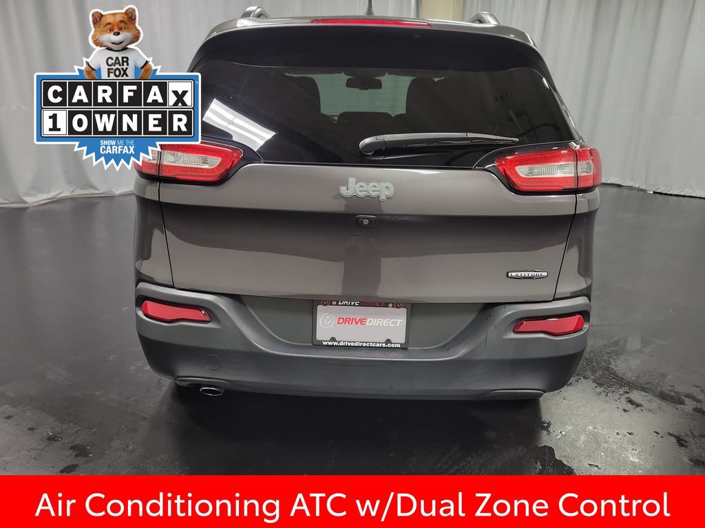 Used 2018 Jeep Cherokee Latitude Plus w/ Comfort/Convenience Group FWD image 7