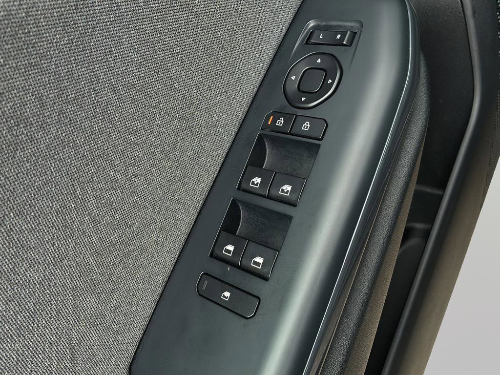 Certified 2025 Kia K4 EX image 12