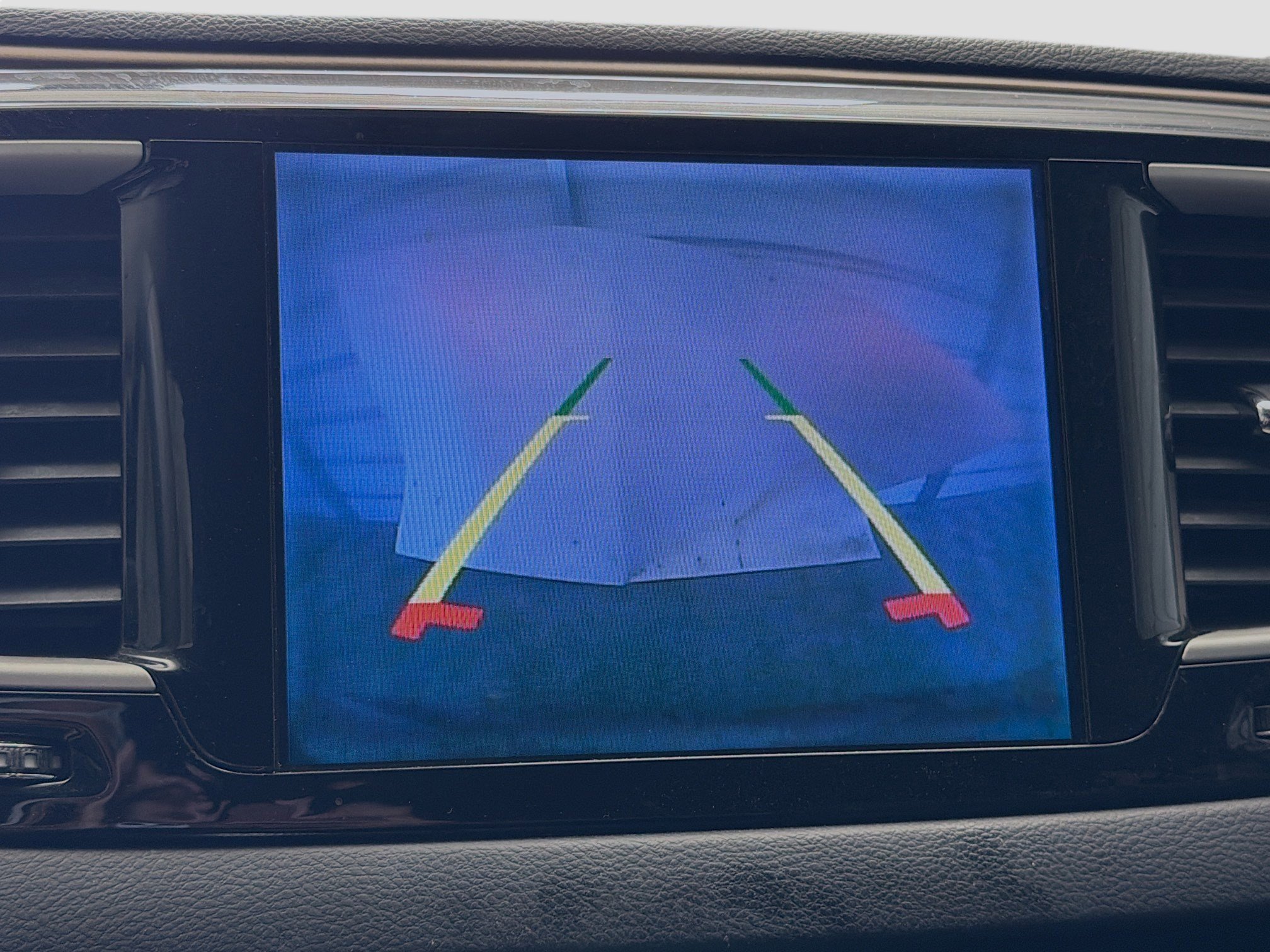 Used 2017 Chrysler Pacifica Touring image 17