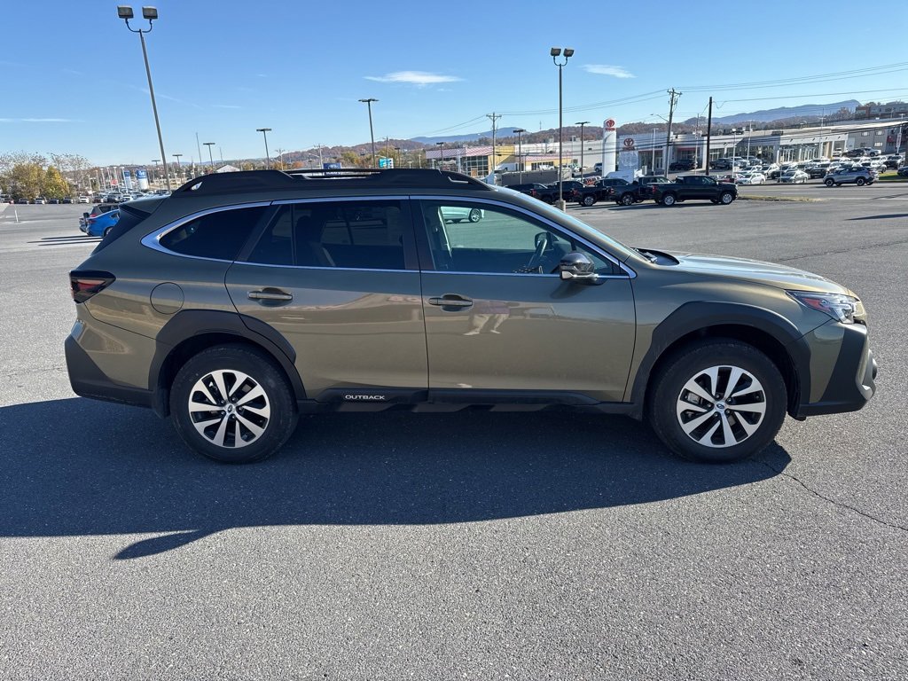 Certified 2025 Subaru Outback Premium image 6