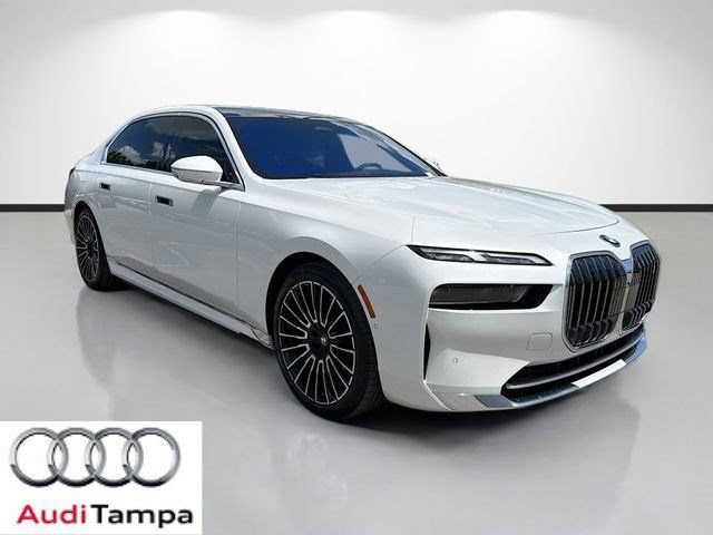 Used 2025 BMW i7 eDrive50 w/ Premium Package