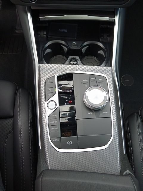 New 2026 BMW 330i Sedan RWD image 21