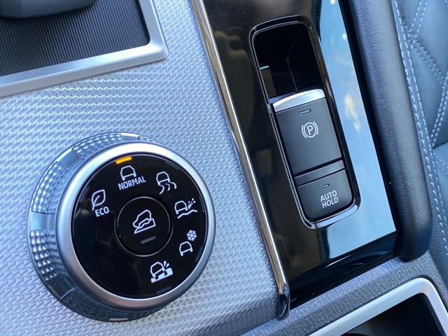 Used 2022 Mitsubishi Outlander SEL image 20