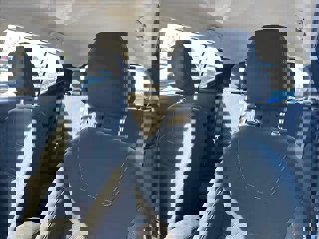 Used 2023 Nissan Kicks SV image 15