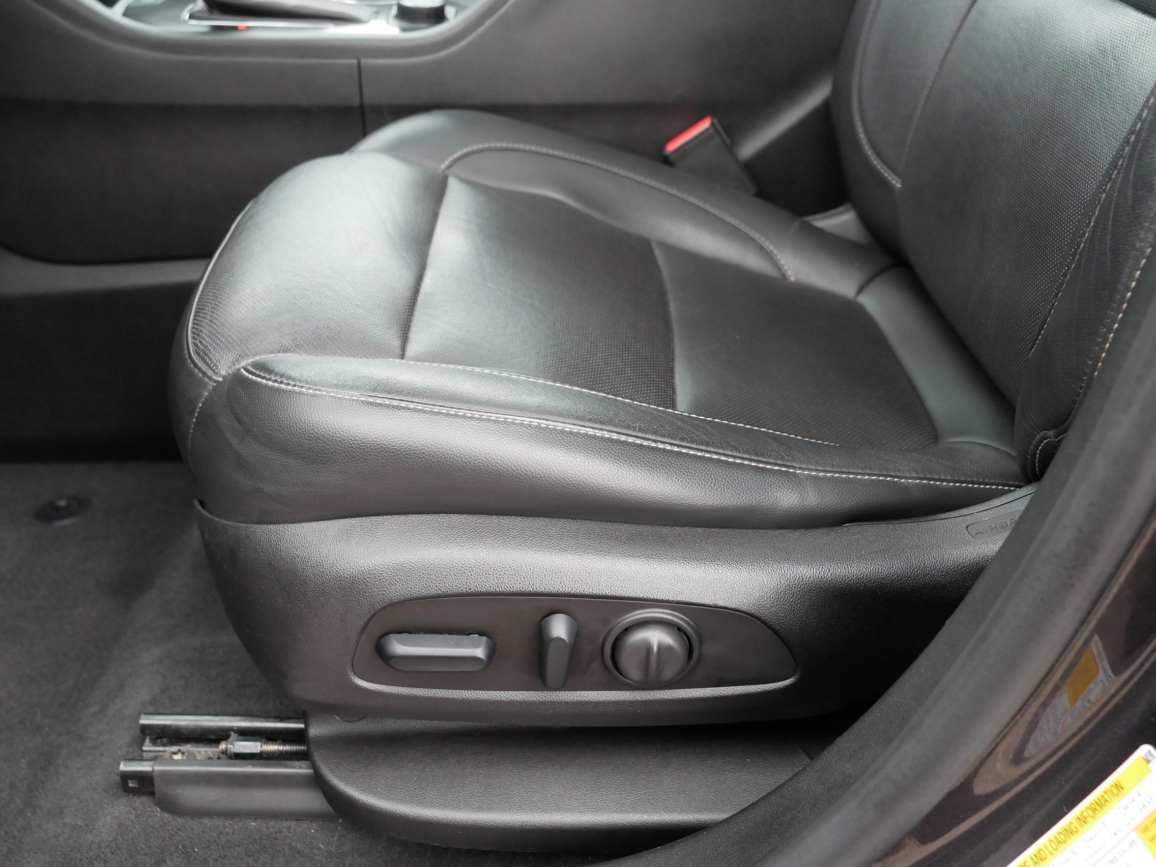 Used 2018 GMC Acadia SLT image 20