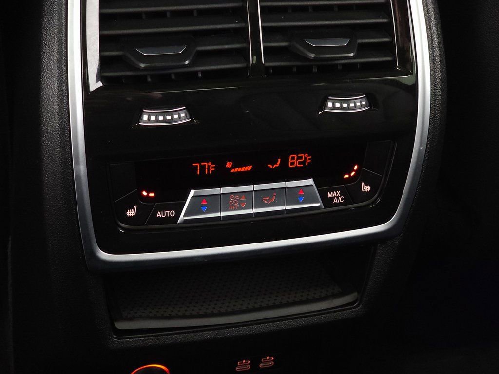 Used 2021 BMW X7 M50i w/ Cold Weather Package image 43