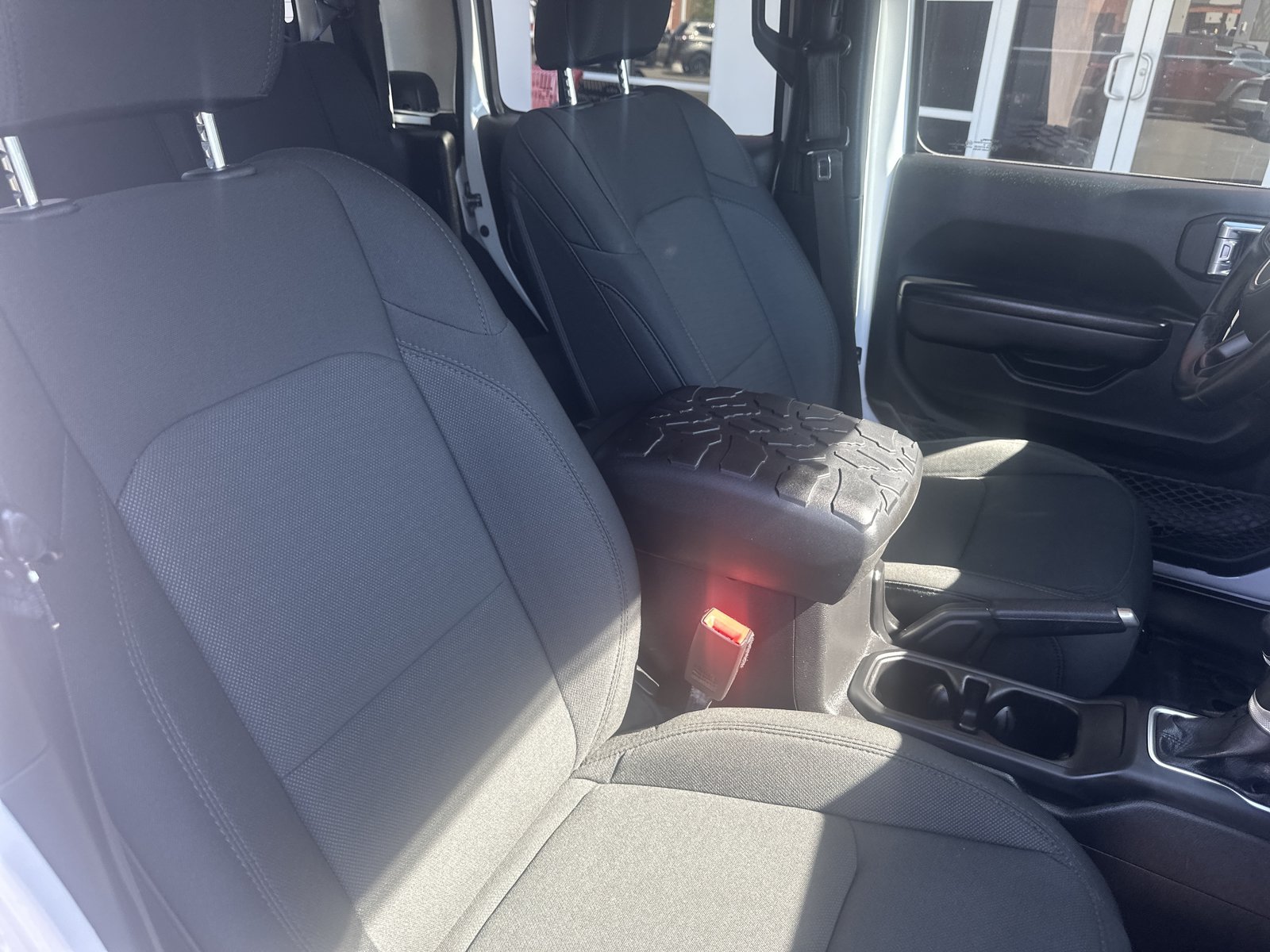 Used 2021 Jeep Gladiator Sport AWD/4WD image 31
