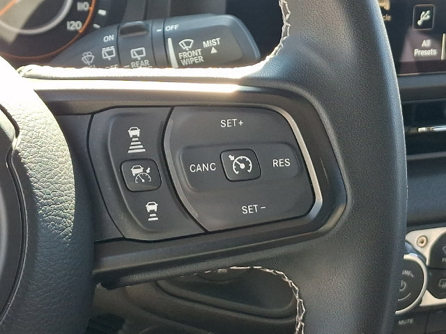 Used 2025 Jeep Wrangler Unlimited Sport AWD/4WD image 8