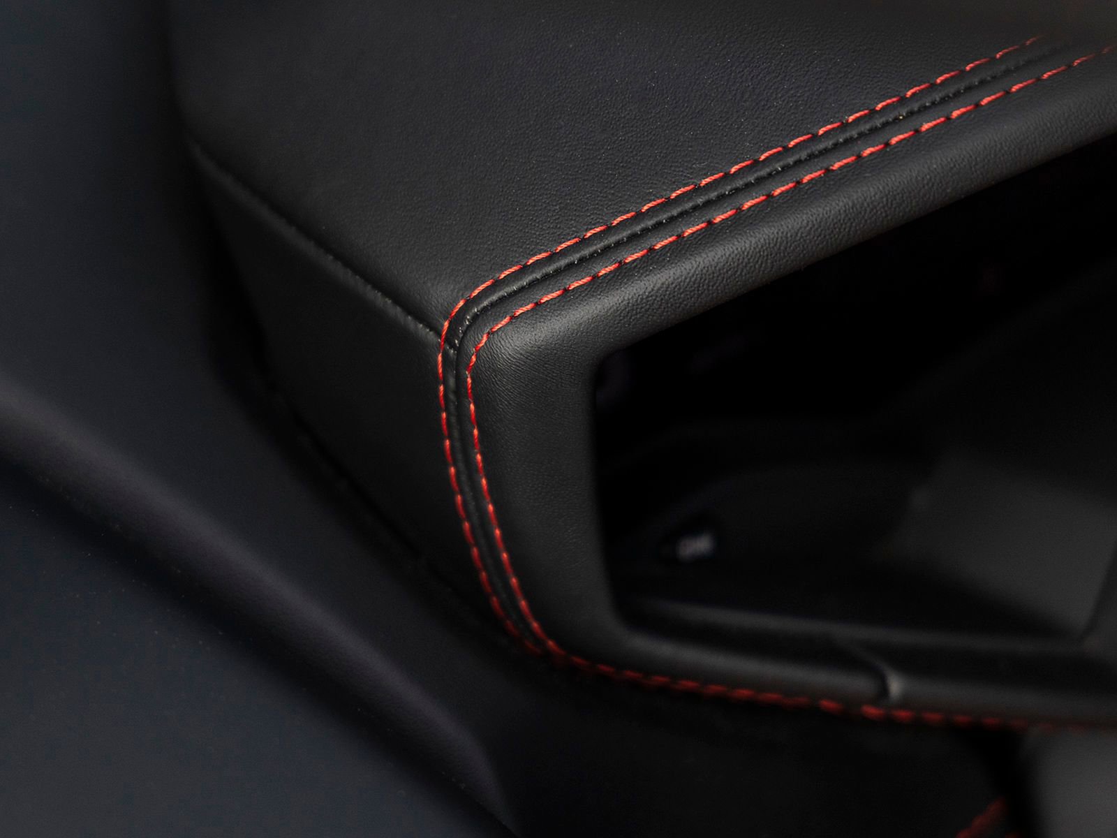 Used 2019 Lamborghini Huracan LP 580-2 image 34