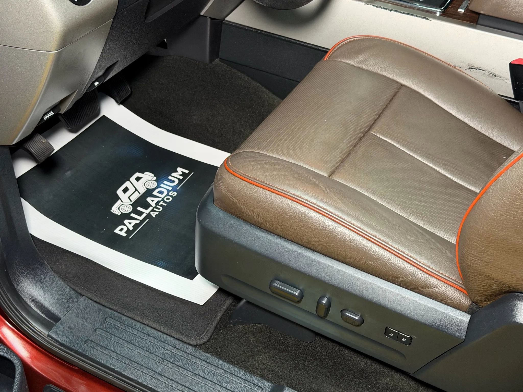 Used 2015 Ford Expedition King Ranch image 38