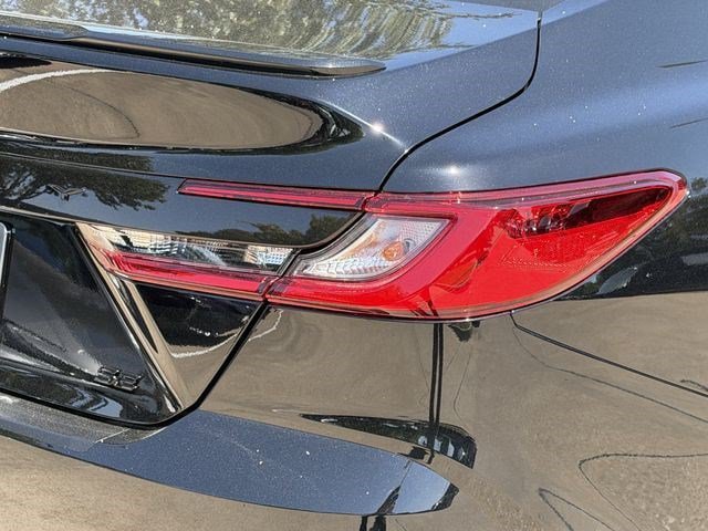 New 2026 Toyota Camry SE w/ Convenience Package FWD image 7